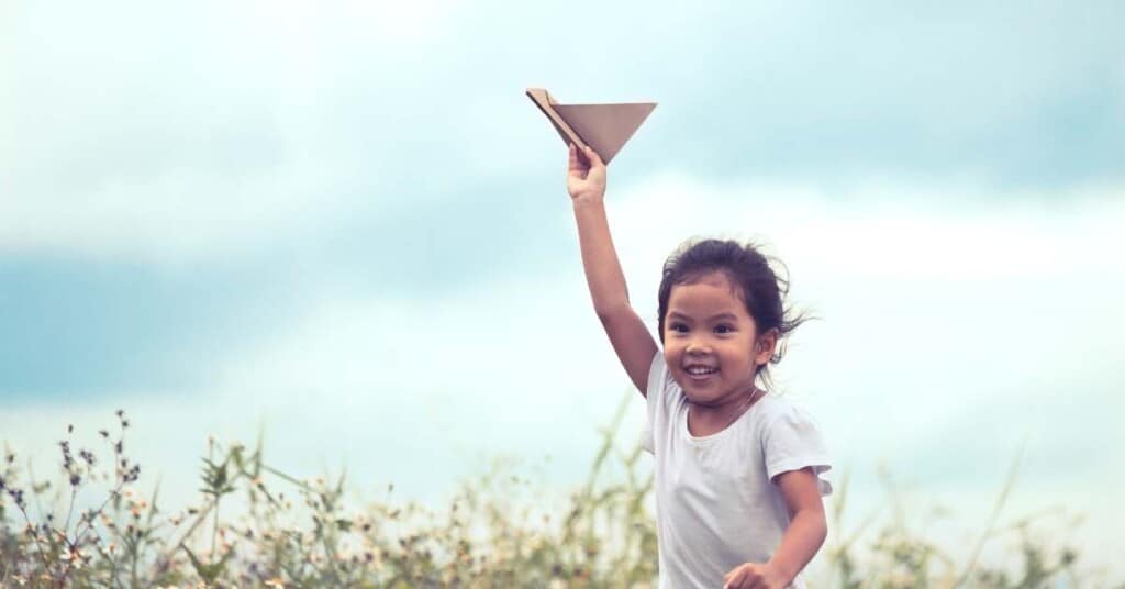 Paper Airplanes: How To's and Printables