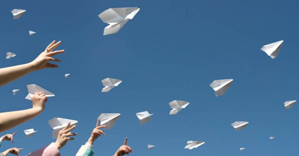 Paper Airplanes: How To's and Printables