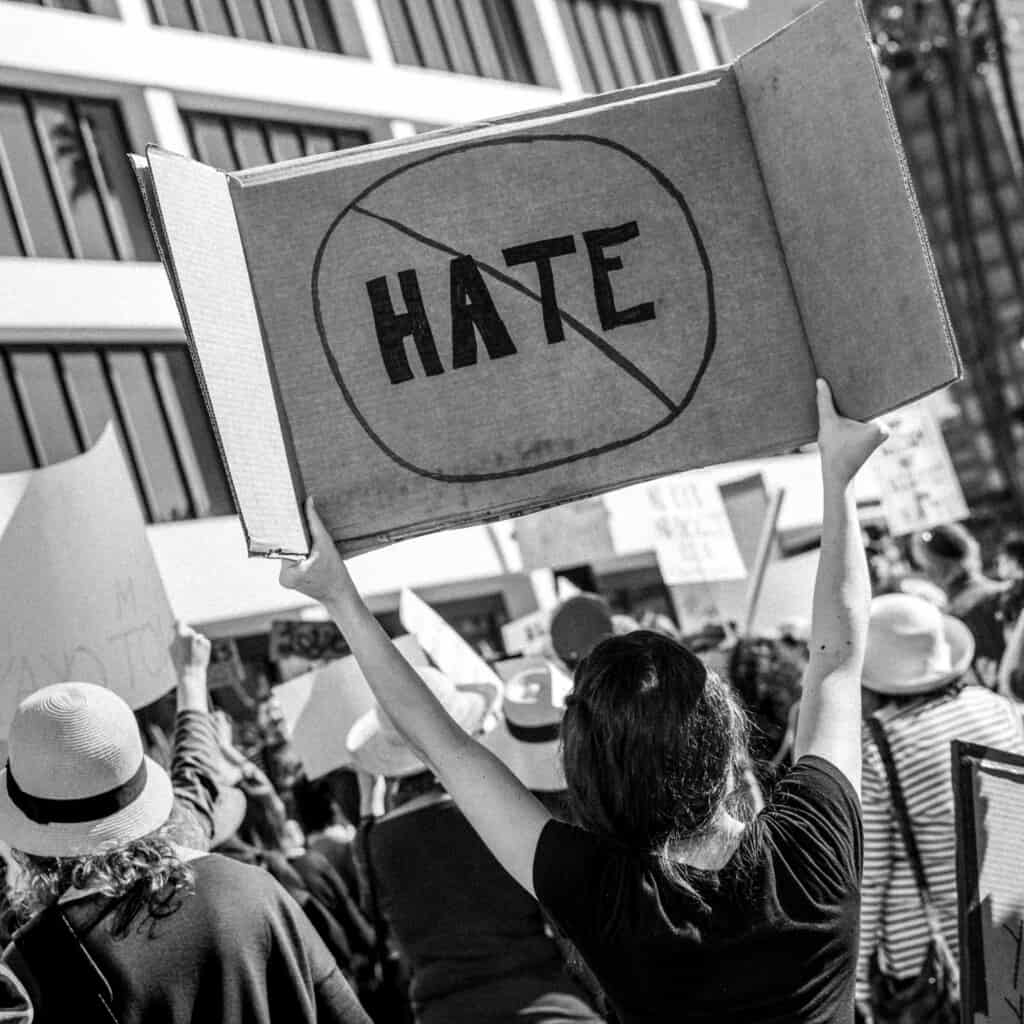 10 Alternative Words to Hate