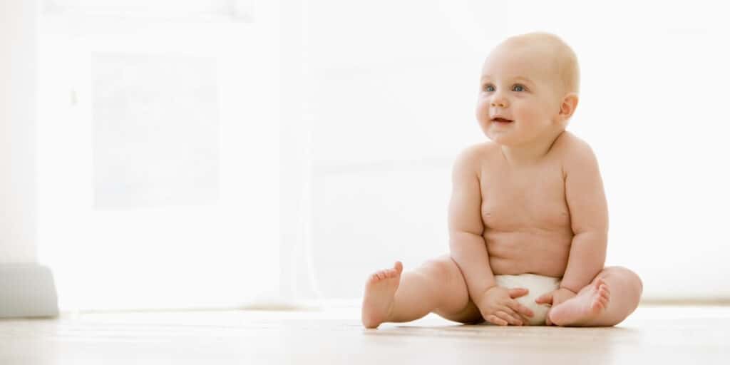 when do babies sit