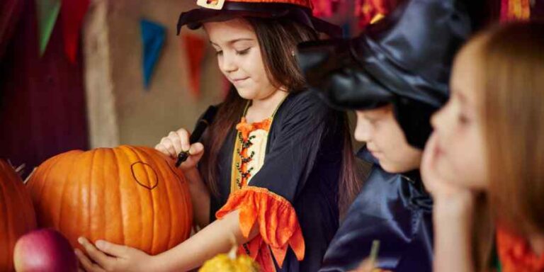 Easy Halloween Games for Kids [They will Love] - EverythingMom
